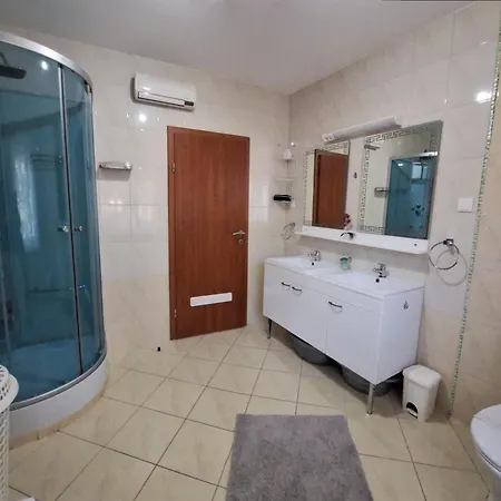 Family Oaza In Villa *