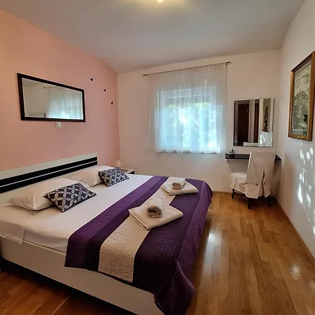 Вілла Family Oaza In