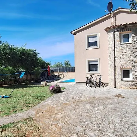 Family Oaza In Villa