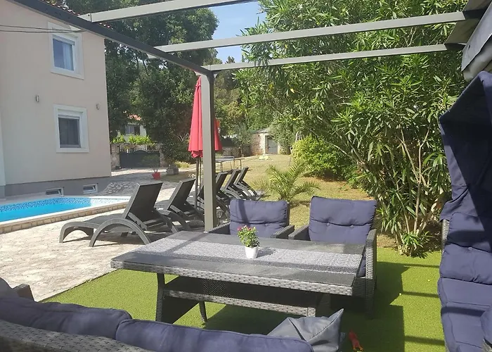 Family Oaza In Villa *