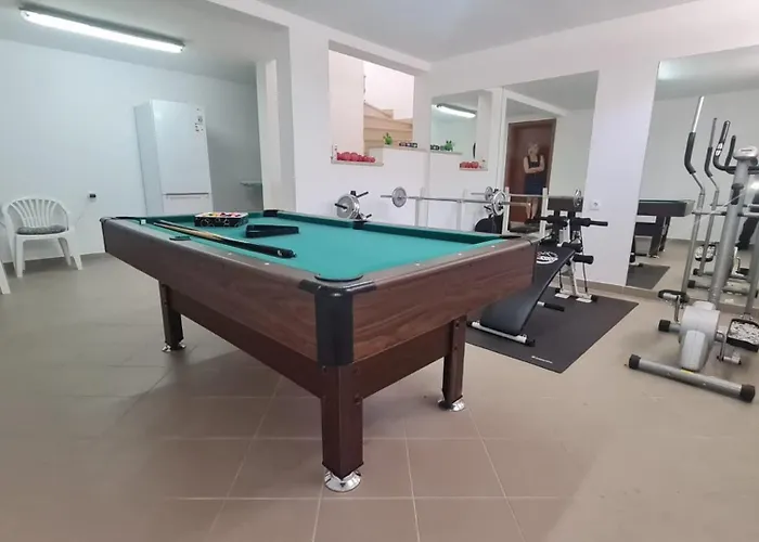 Family Oaza In Villa Pula